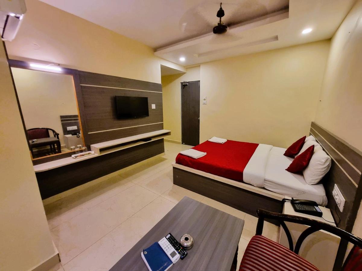 Hotel Seagate เวลังกานี ภายนอก รูปภาพ