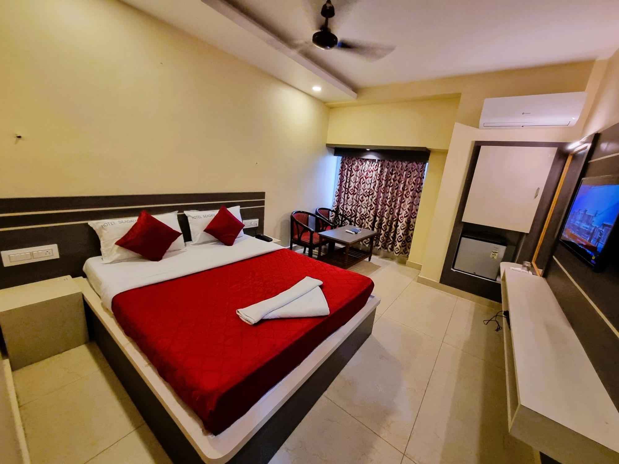 Hotel Seagate เวลังกานี ภายนอก รูปภาพ