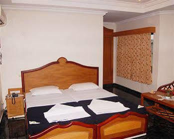 Hotel Seagate เวลังกานี ภายนอก รูปภาพ